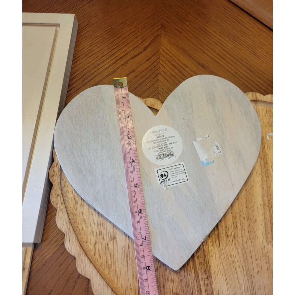 Lot Of Wood Crafts Hearts Trivet, Wood Plaque, Chalkboard Wood‎ Tag, Photo Frame